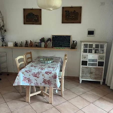 Cugnana Casa Fiorita In Costa Smeralda Ferienhaus